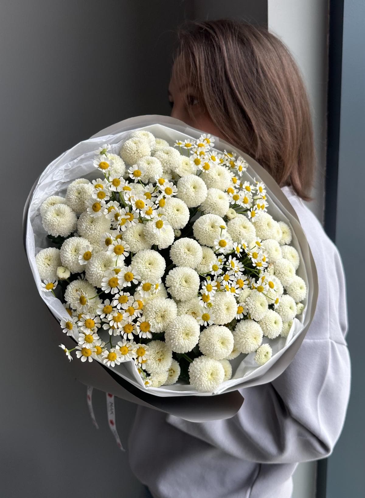 Букет #238 кустовая хризантема, ромашки