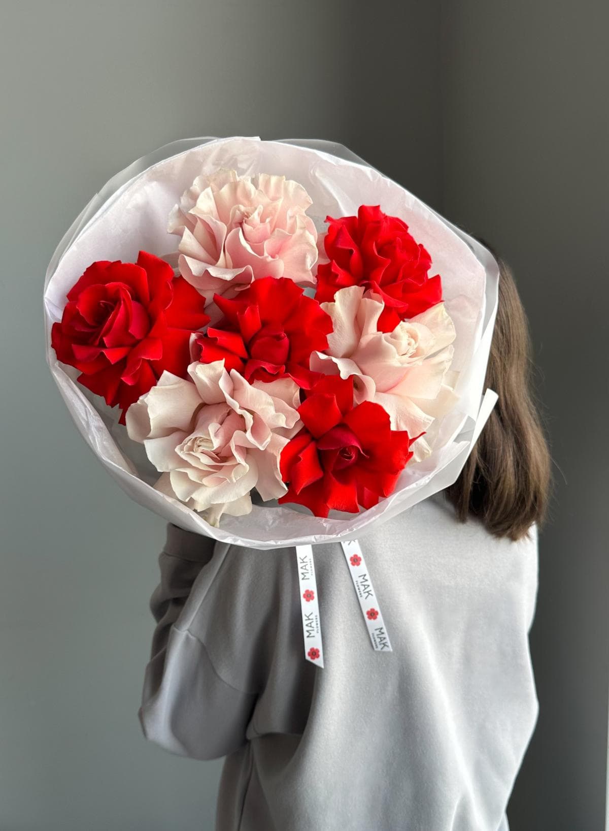 Букет #246 Кружевные розы "Нина" и "Мондиаль"