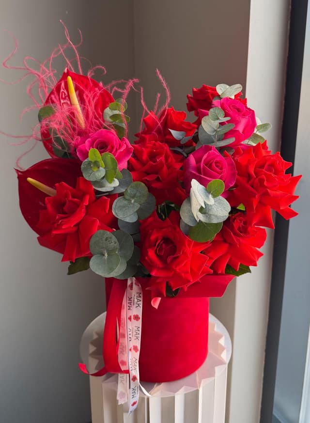 Коробка #328 Розы, антуриум