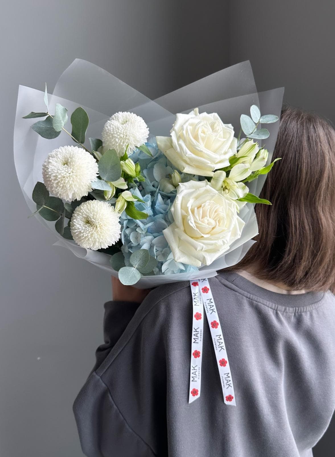 Букет #226 Гортензия, розы, хризантема и альстромерия